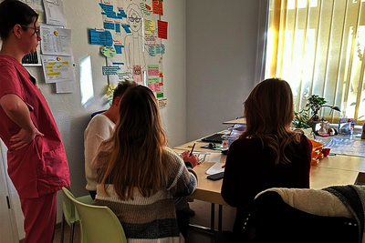 Schülerstations-Projekt: Pflege-Nachwuchs übernimmt Verantwortung